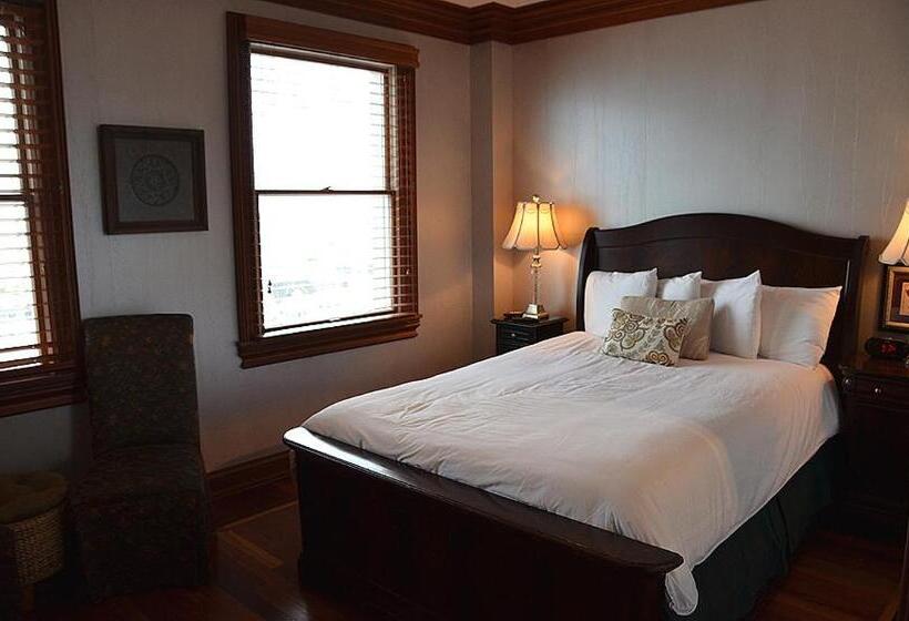 סוויטת סופריור נוף לים, The Flanders