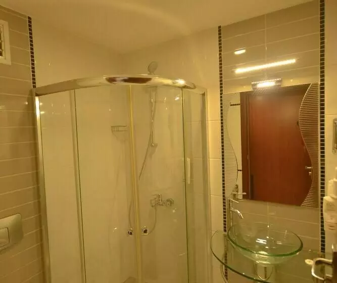 اتاق استاندارد, Kosk Otel