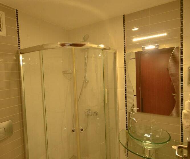 اتاق استاندارد, Kosk Otel