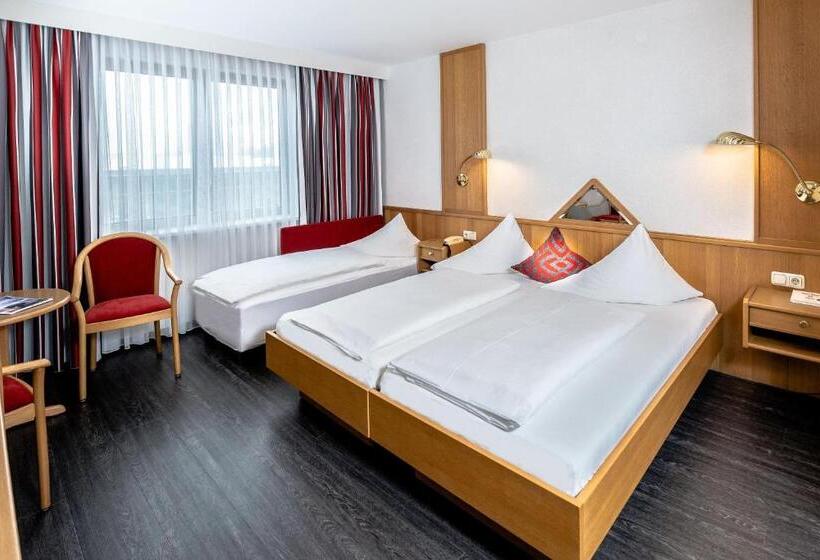 Семейный Номер, 4 Länder Hotel Deutschmann