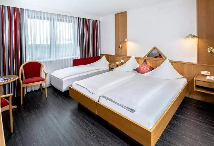 Perhehuone, 4 Länder Hotel Deutschmann