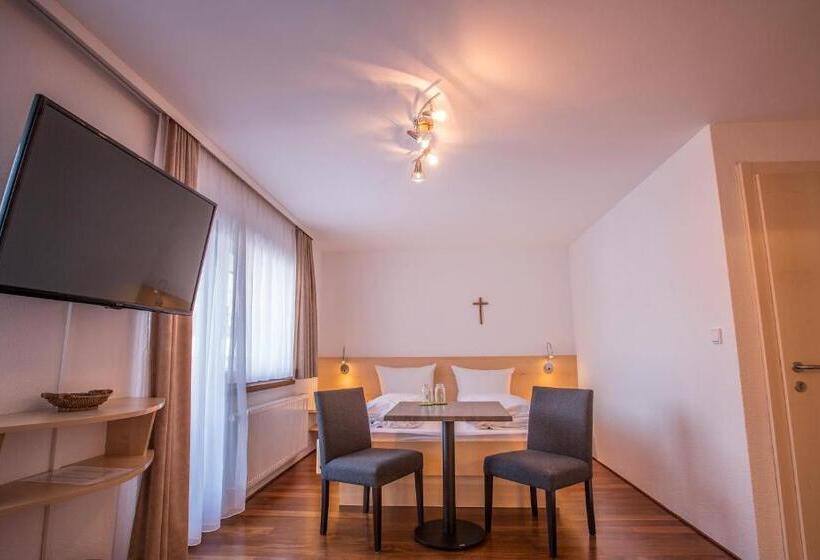 غرفة سوبيريور مزودة بشرفة, Gästehaus Pension Barbara