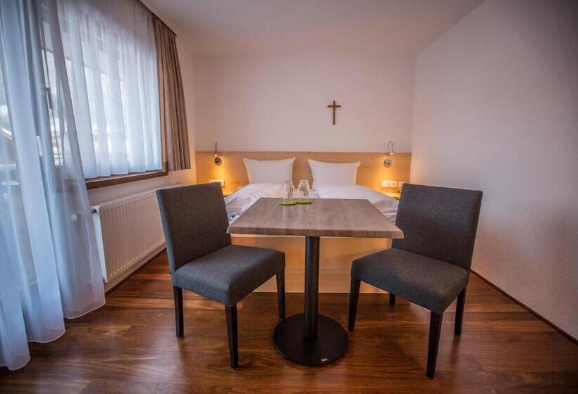 غرفة سوبيريور مزودة بشرفة, Gästehaus Pension Barbara