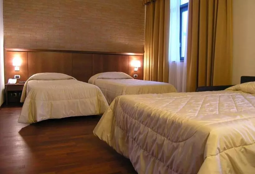 اتاق استاندارد سه نفره, Dado Hotel International