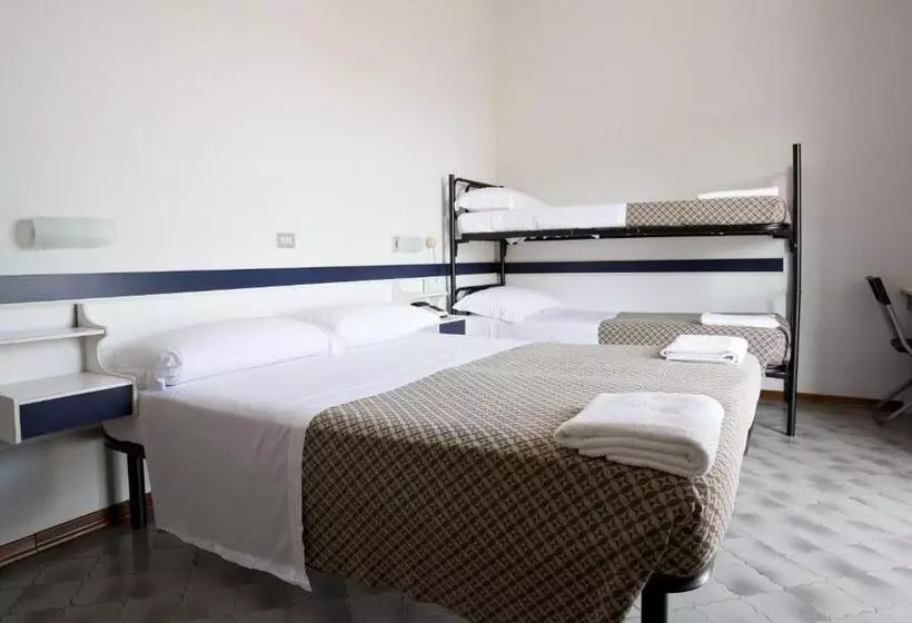 スタンダード４人部屋, B&b Avana