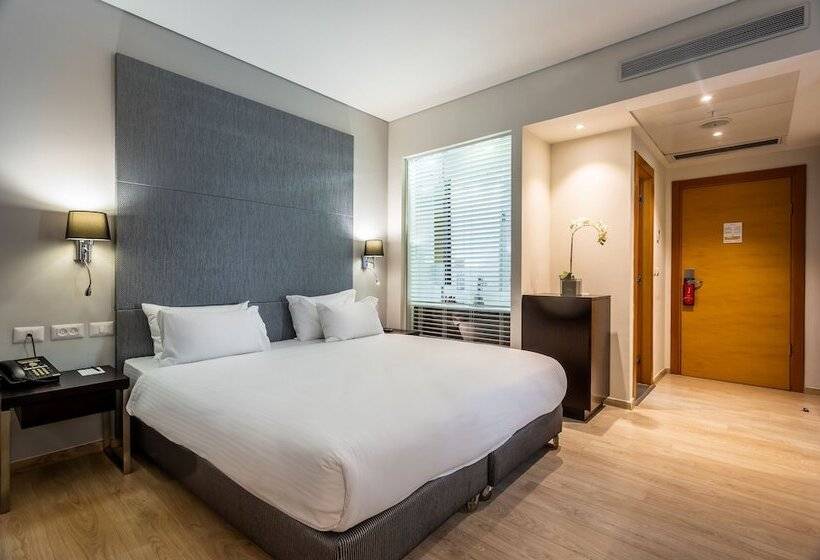 Deluxe Zimmer, Benjamin Business