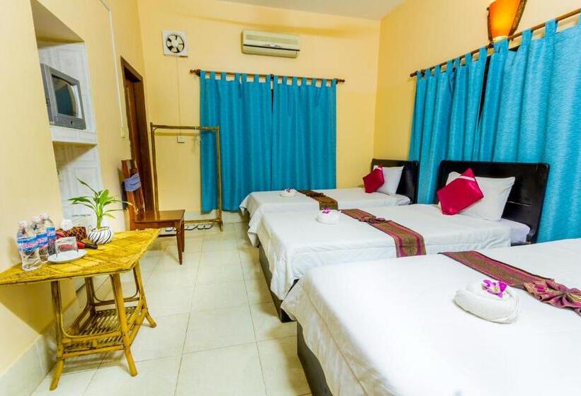 スタンダードトリプルルーム, Bou Savy Guesthouse