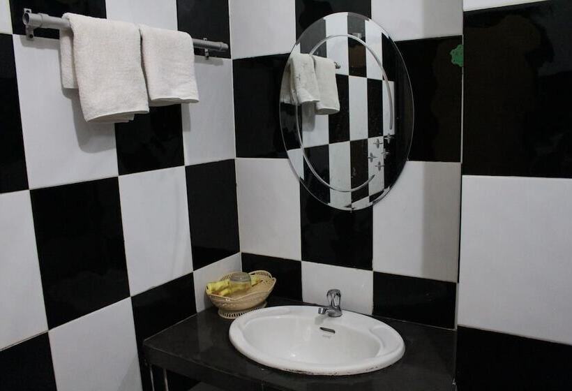 スタンダードトリプルルーム, Bou Savy Guesthouse