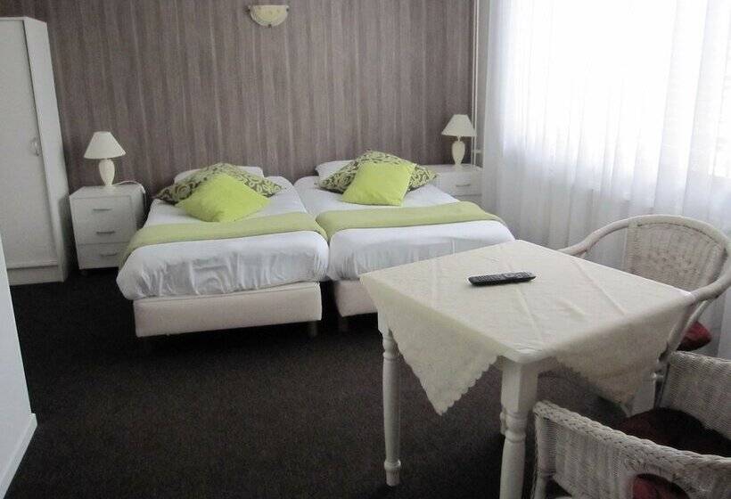 Четырехместный Номер Стандарт, Bourtange