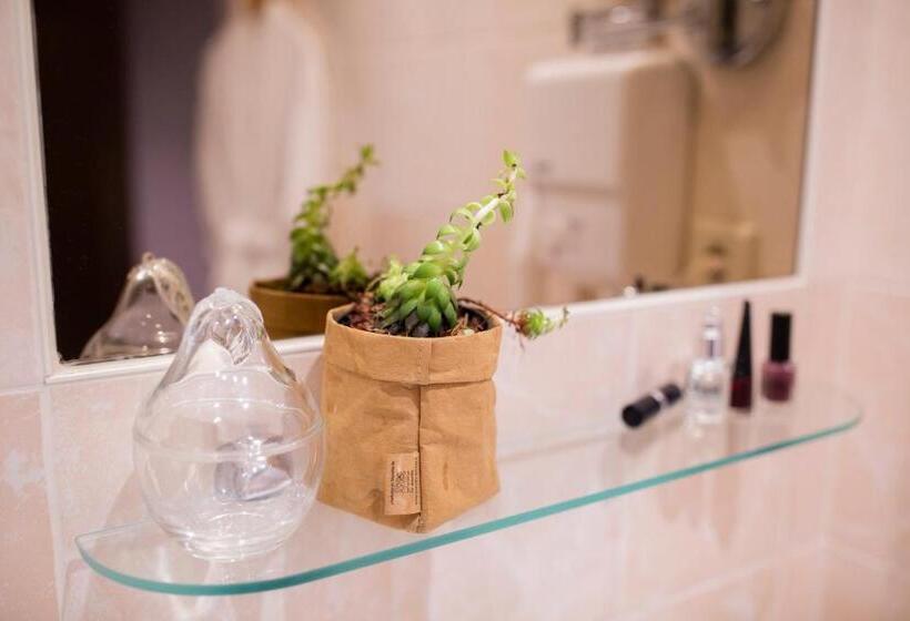 غرفة أساسية, Buitenplaats De Bergse Bossen