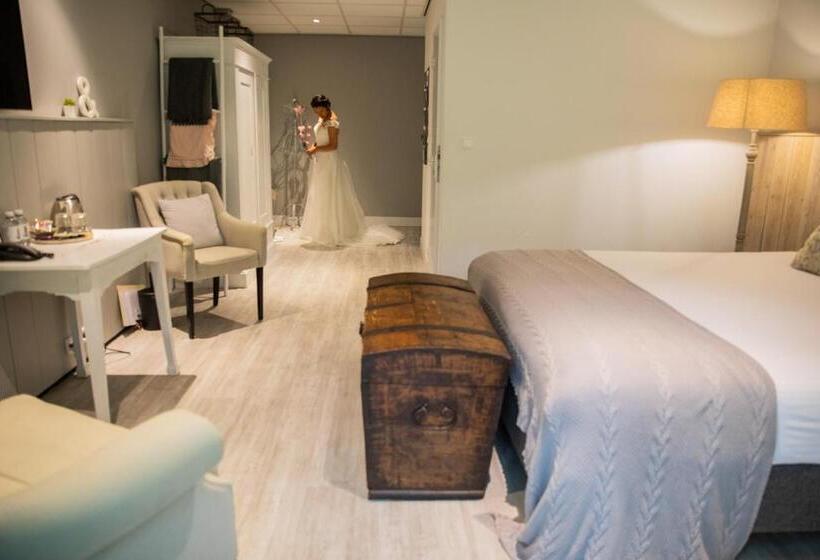 جناح جونيور, Buitenplaats De Bergse Bossen