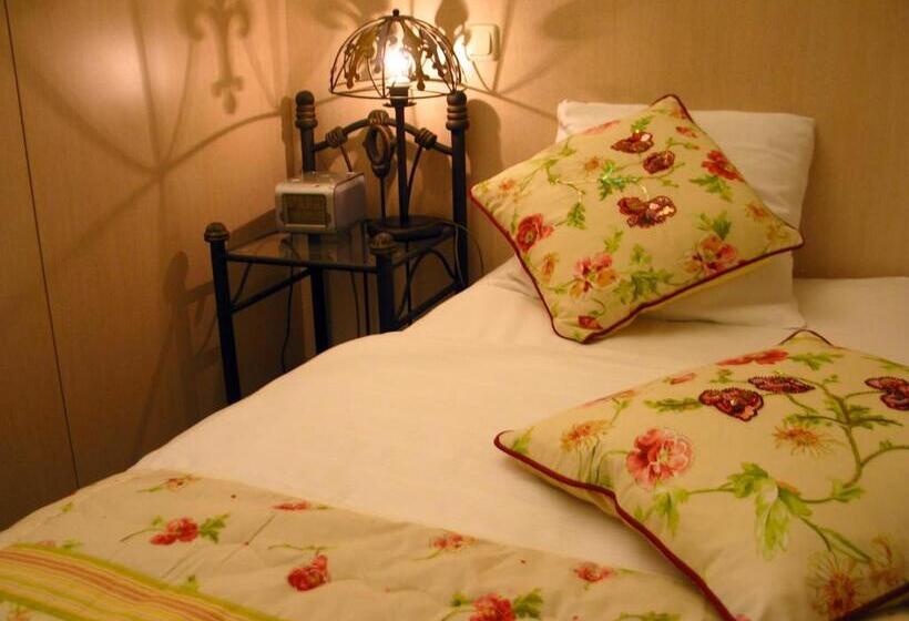 جناح مطلّ علي الحديقة, Oolderhof