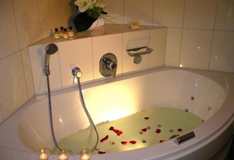 جناح عائلي, Oolderhof