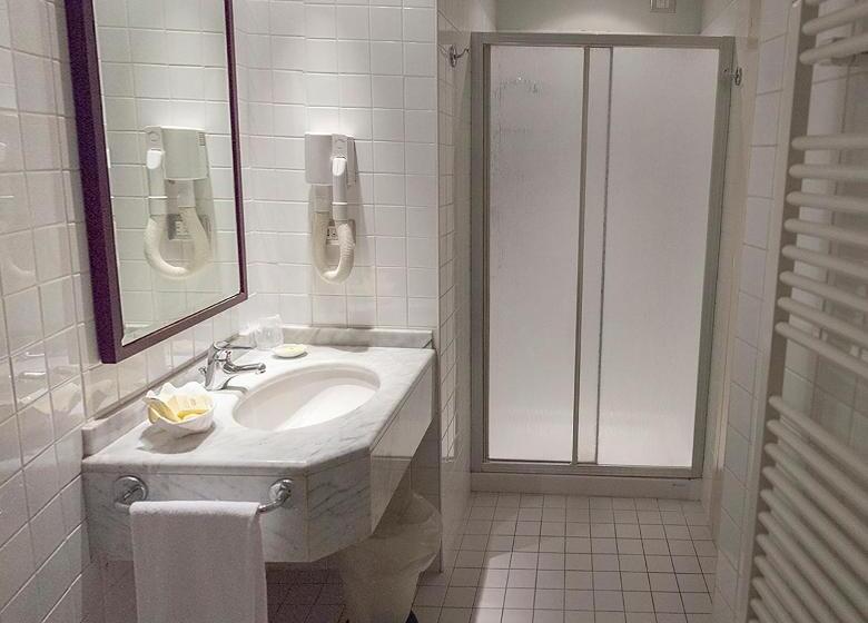 غرفة قياسية, Dei Gonzaga