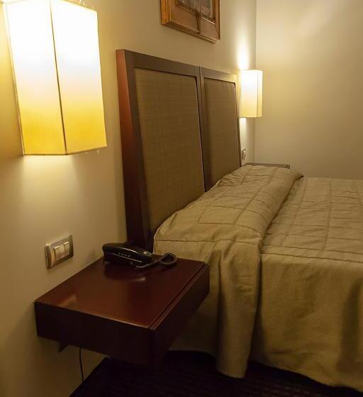 غرفة قياسية, Dei Gonzaga