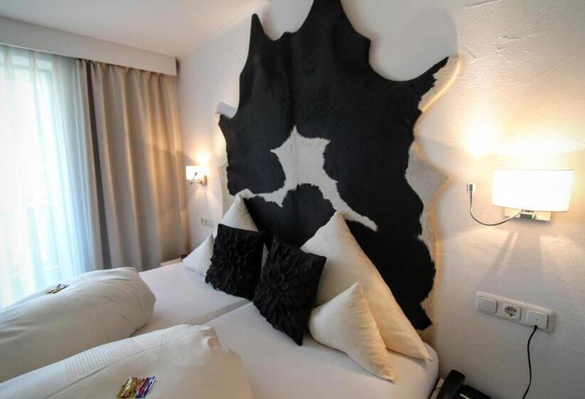 غرفة قياسية مزوَّدة بشُرفة, Garni Fels