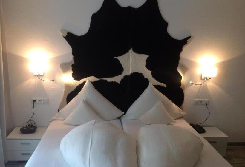 غرفة قياسية مزوَّدة بشُرفة, Garni Fels