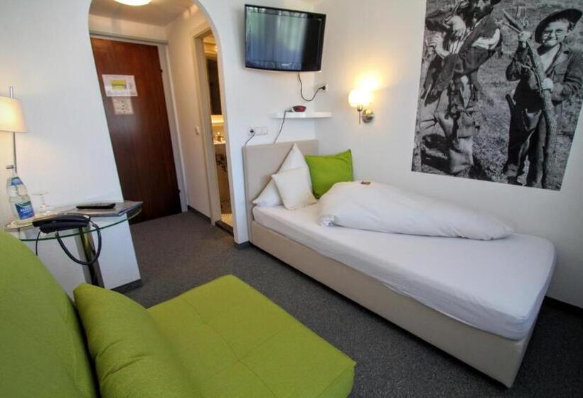 غرفة قياسية فردية مزودة بشُرفة, Garni Fels