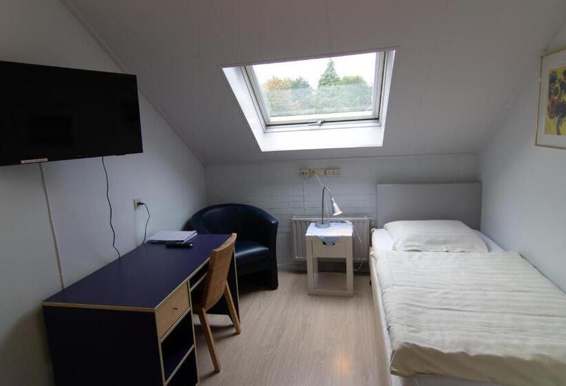 标准单人间共用浴室, Gastenverblijf  T Smedenhuys