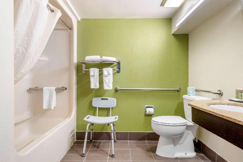 家庭间, Pertschy Palais