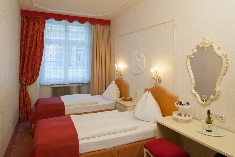 古典房间, Pertschy Palais