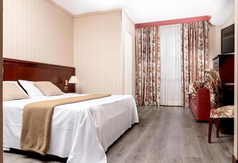 스탠다드 룸, Poli