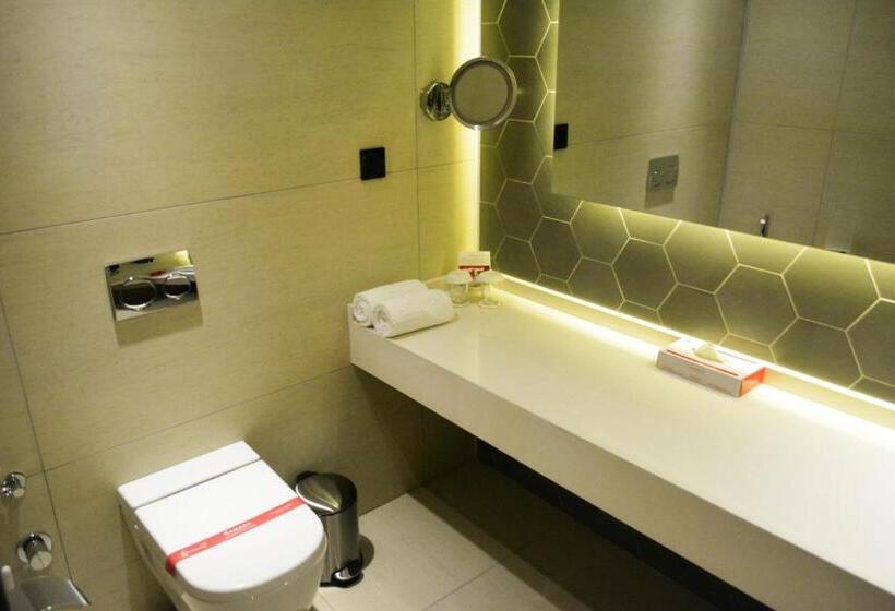 Номер Стандарт, Ramada By Wyndham   Sulaymaniyah Salim Street