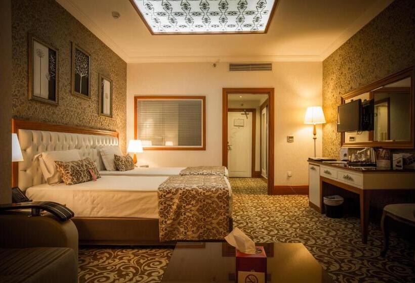 Номер Стандарт, Ramada By Wyndham   Sulaymaniyah Salim Street