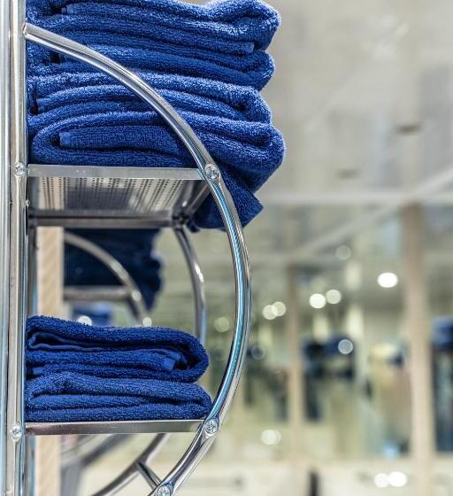 آپارتمان 2 خوابه, Sport