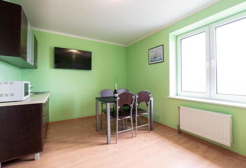 آپارتمان 2 خوابه, Sport