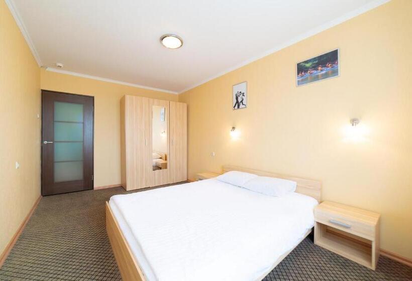 آپارتمان 2 خوابه, Sport