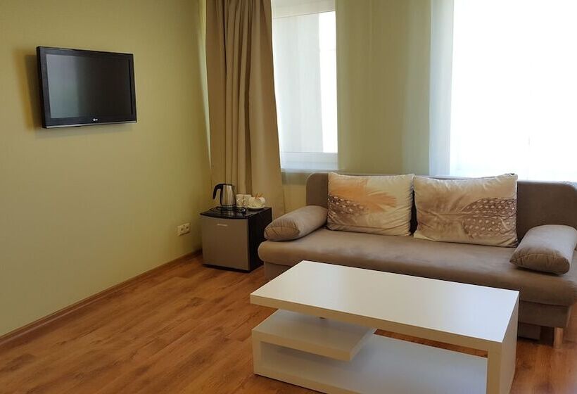 اتاق سوپریور, Sport