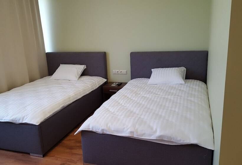 اتاق سوپریور, Sport