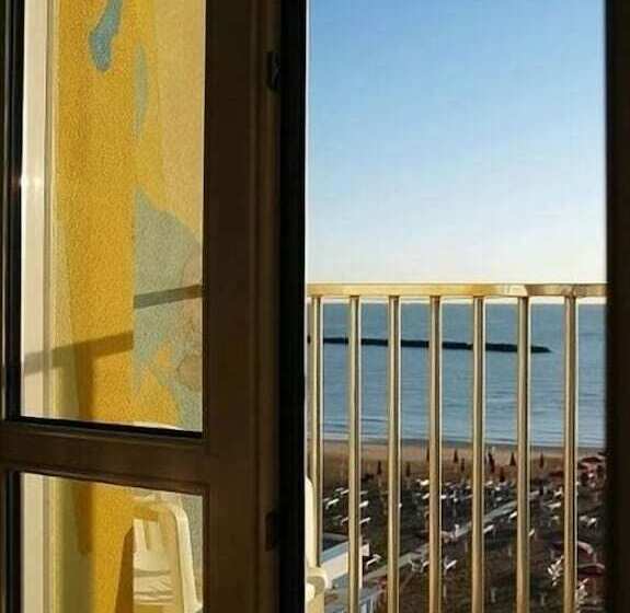 اتاق استاندارد, Stella Maris