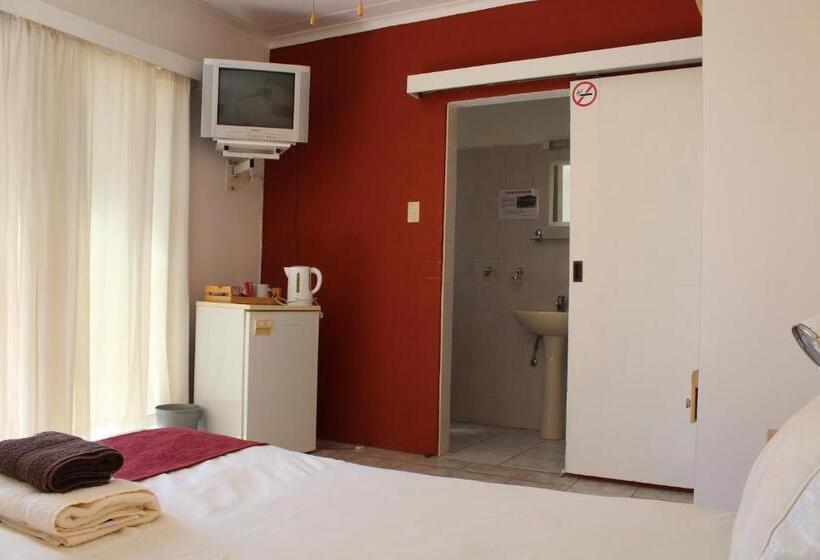 اتاق استاندارد یک نفره, Uhland