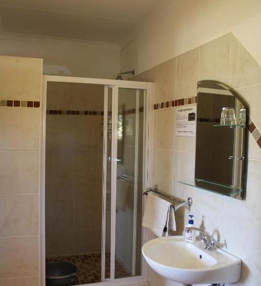 اتاق سوپریور, Uhland