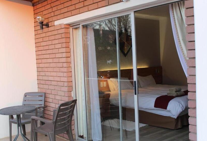 اتاق استاندارد با بالکن, Uhland