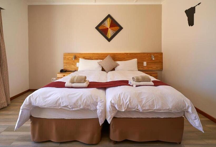 اتاق استاندارد با بالکن, Uhland