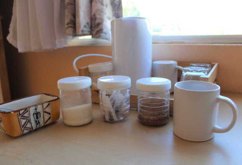 اتاق استاندارد یک نفره, Uhland