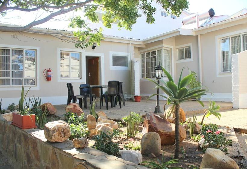 اتاق استاندارد, Uhland