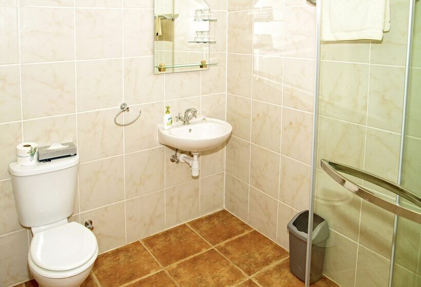 اتاق سوپریور یک تخته, Uhland