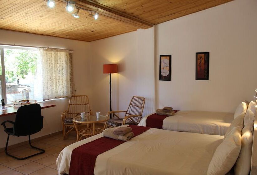 اتاق سوپریور, Uhland