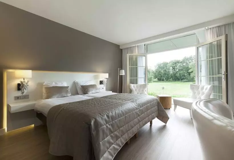 身障者適用スーペリアールーム, Van Der Valk Hotel Groningen Westerbroek