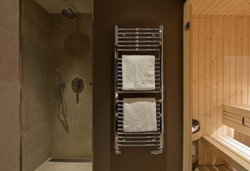 סוויטה, Van Der Valk Hotel Groningen Westerbroek