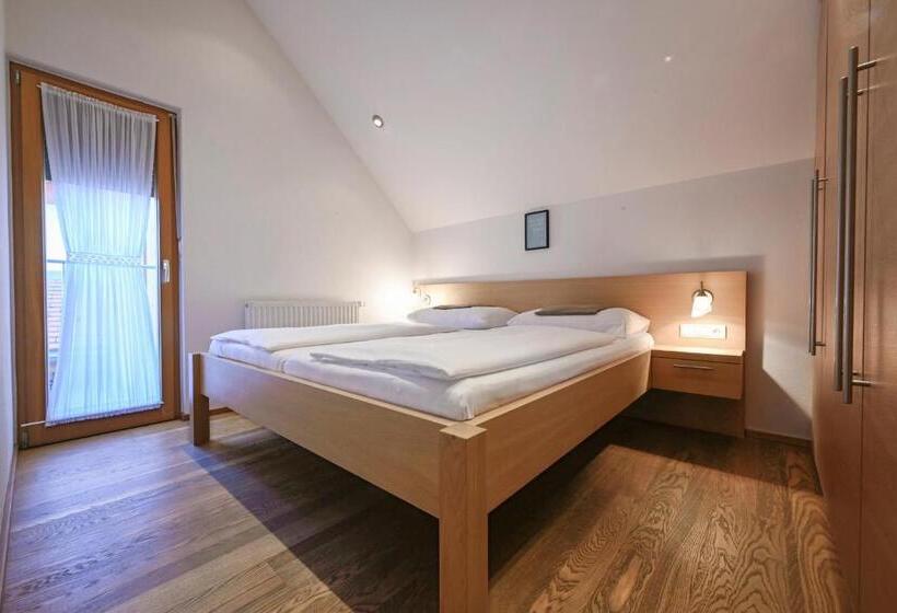 Люкс, Winzerhof Kiss