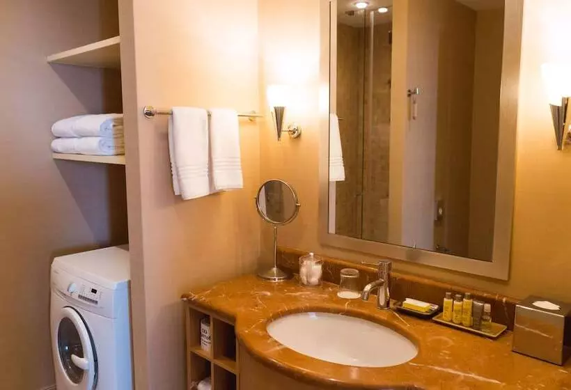 1 Bedroom Apartment City View, Atyrau Executive Apartments