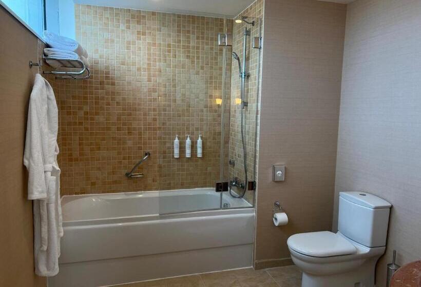 2 Bedrooms Apartment City View, Atyrau Executive Apartments