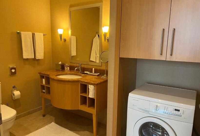 آپارتمان 3 خوابه, Atyrau Executive Apartments