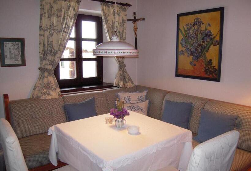 スタンダードバンガロー, Gasthof Gerlinde Gibiser