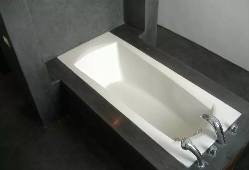 سوییت, La Villa & Spa
